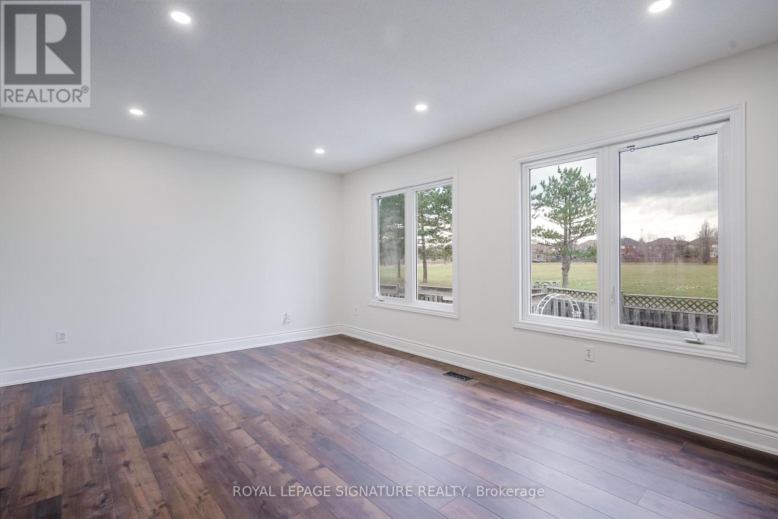 796 Thistle Down Court, Mississauga, Ontario  L5C 3K6 - Photo 15 - W12684600