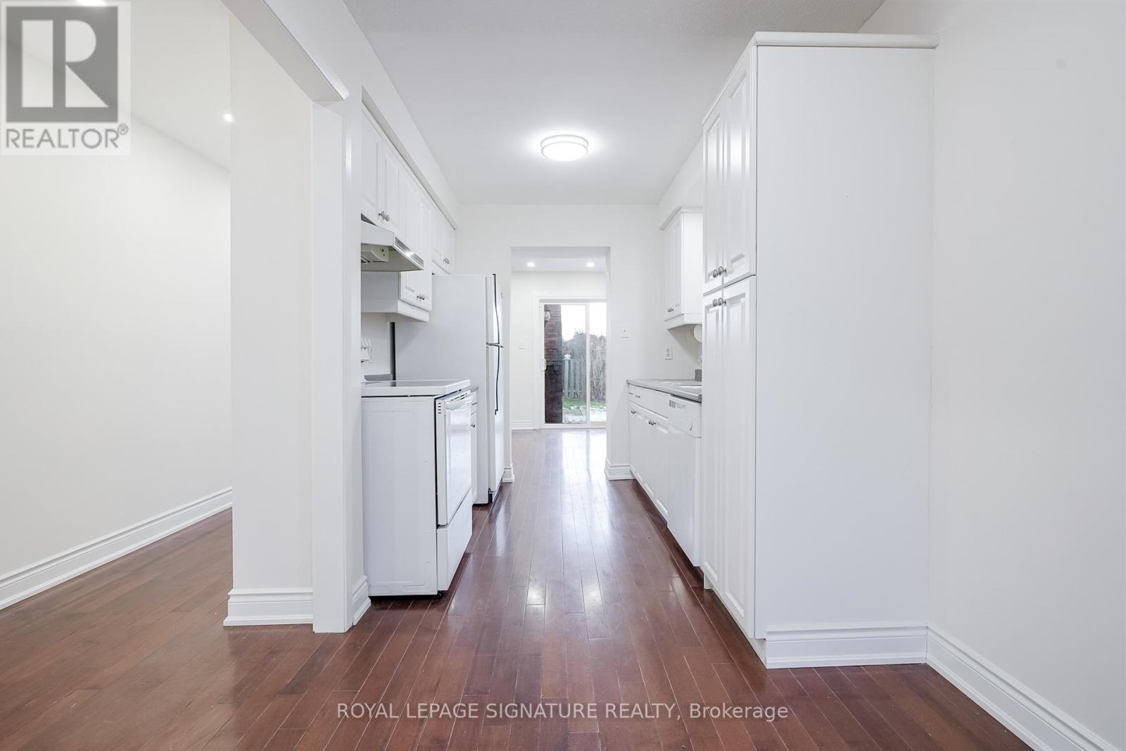 796 Thistle Down Court, Mississauga, Ontario  L5C 3K6 - Photo 20 - W12684600