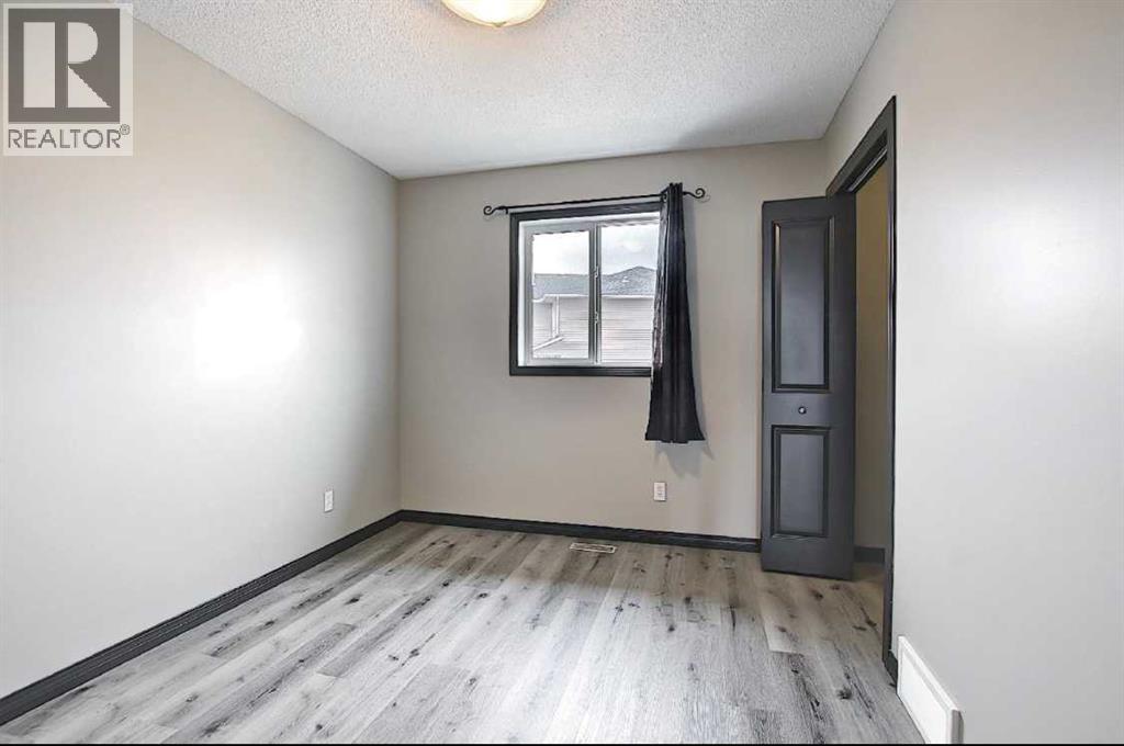 7 Panora Square Nw, Calgary, Alberta  T3P 1E5 - Photo 26 - A2277755