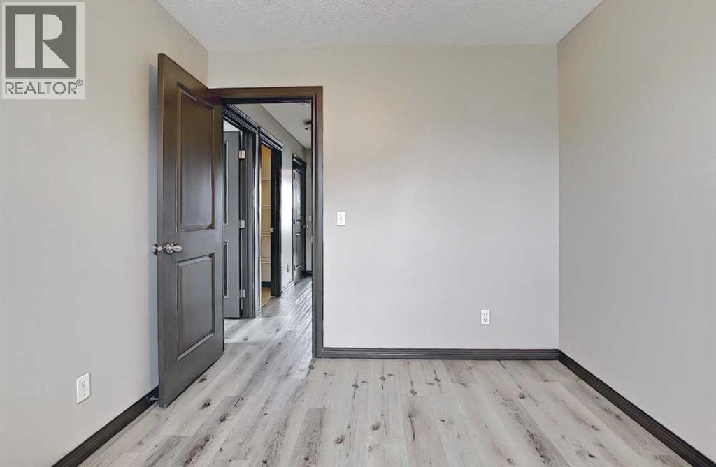 7 Panora Square Nw, Calgary, Alberta  T3P 1E5 - Photo 28 - A2277755
