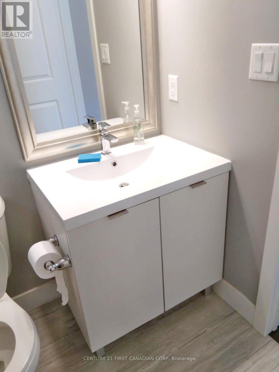 # 62 - 1960 Dalmagarry Road, London North (North E), Ontario  N6G 0T8 - Photo 11 - X12684606