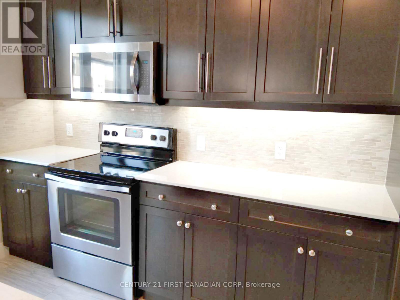 # 62 - 1960 Dalmagarry Road, London North (North E), Ontario  N6G 0T8 - Photo 5 - X12684606