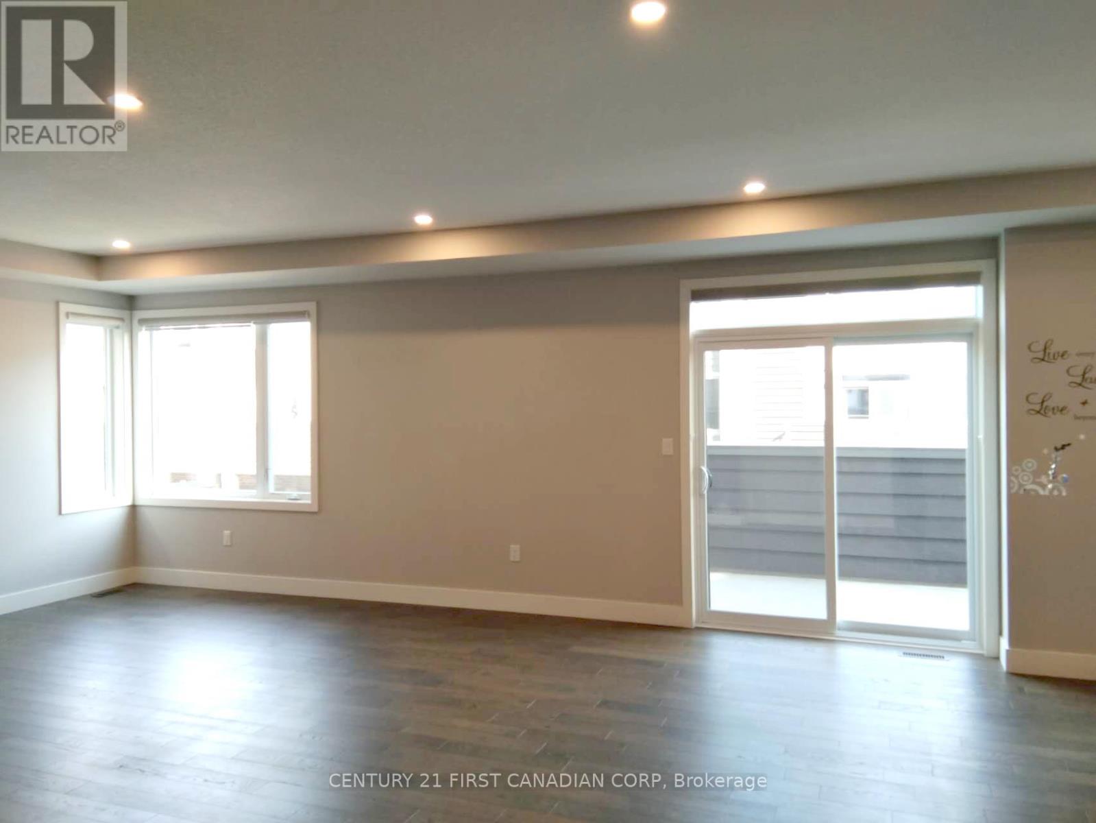 # 62 - 1960 Dalmagarry Road, London North (North E), Ontario  N6G 0T8 - Photo 6 - X12684606