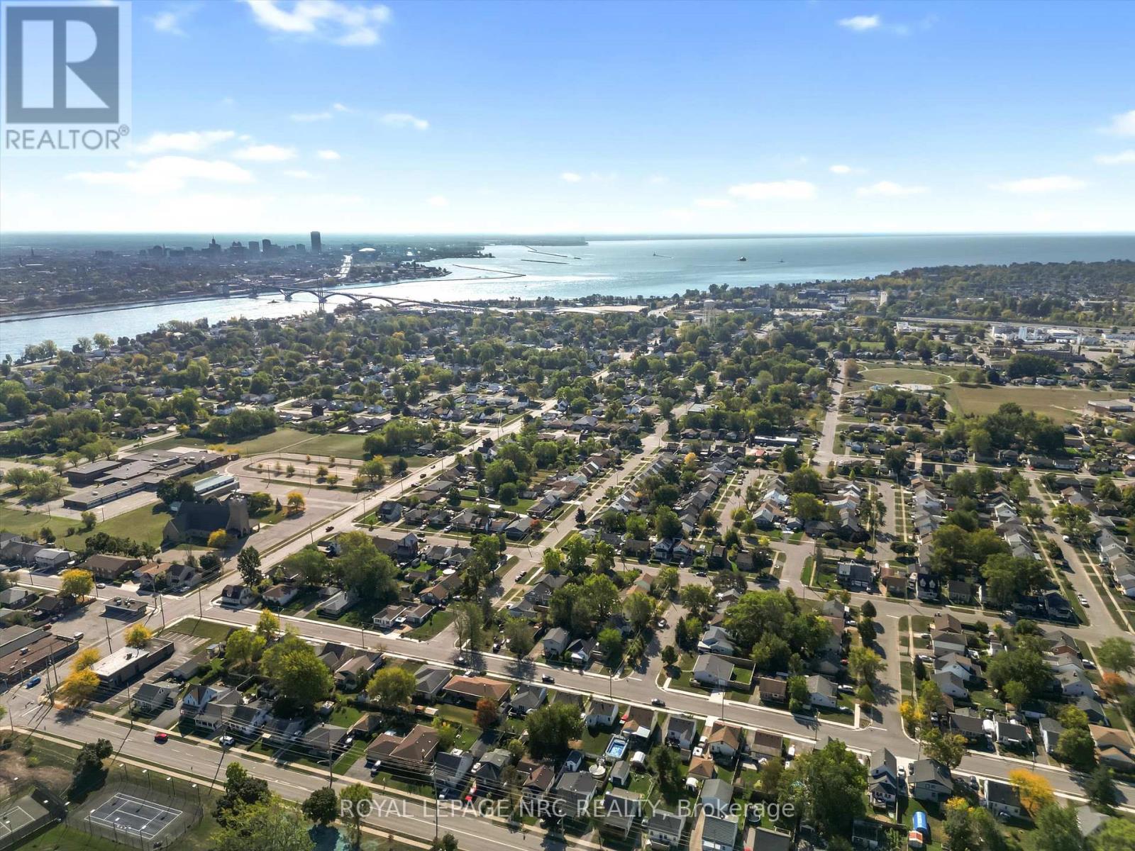 30 Douglas Street, Fort Erie, Ontario  L2A 3W4 - Photo 43 - X12684614