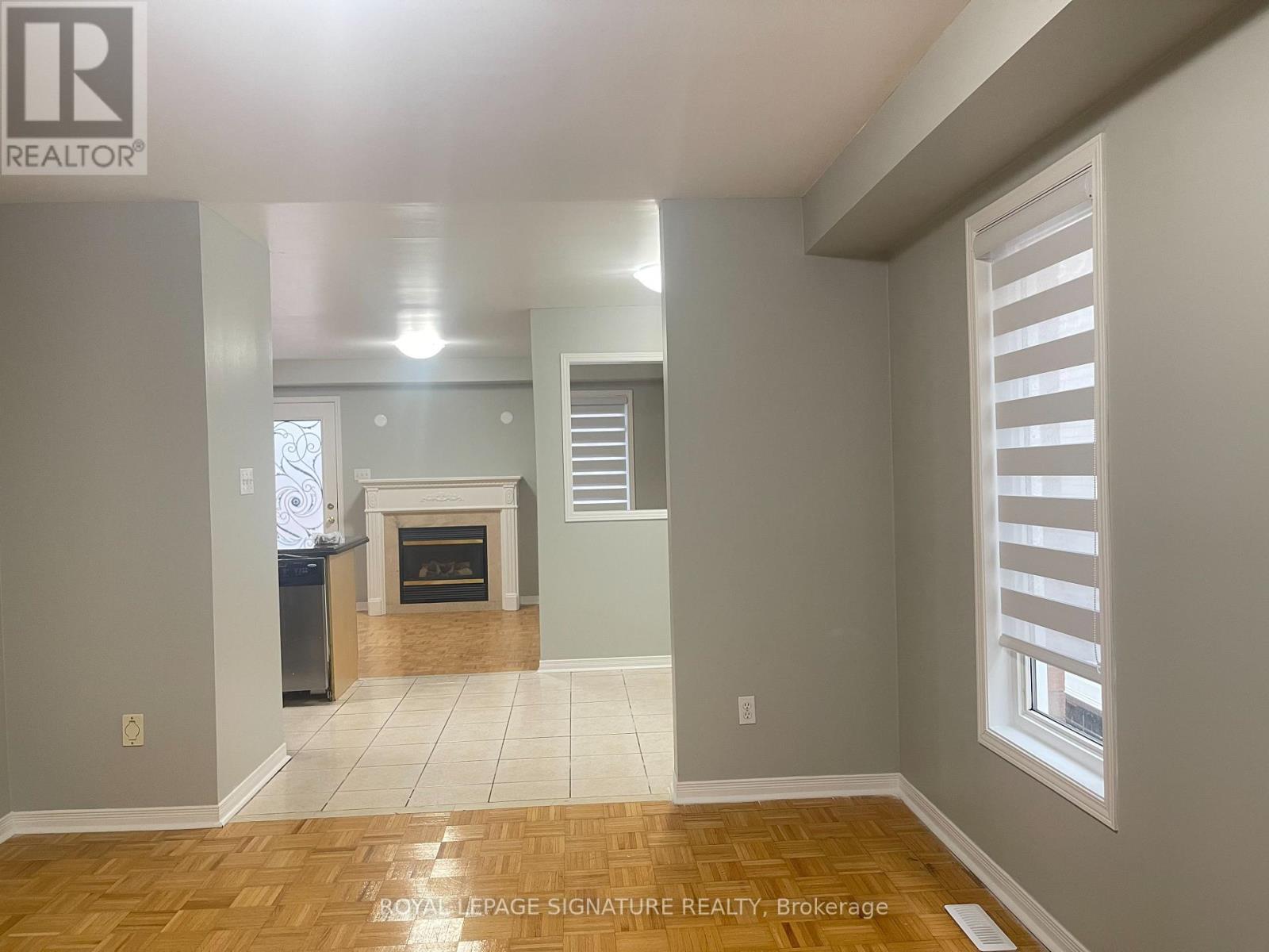 Upper - 56 National Pine Drive, Vaughan, Ontario  L6A 3M3 - Photo 1 - N12684610