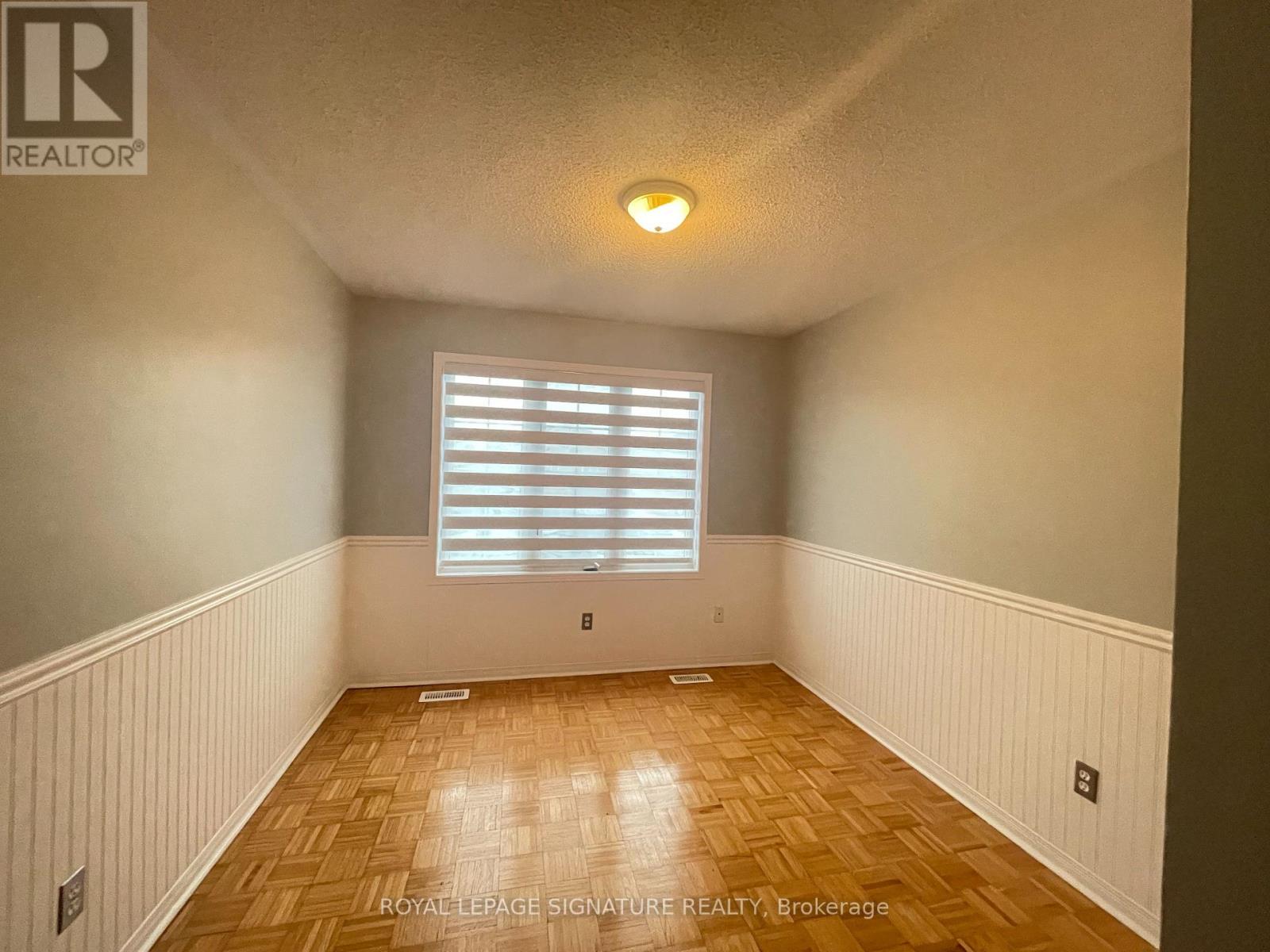 Upper - 56 National Pine Drive, Vaughan, Ontario  L6A 3M3 - Photo 11 - N12684610