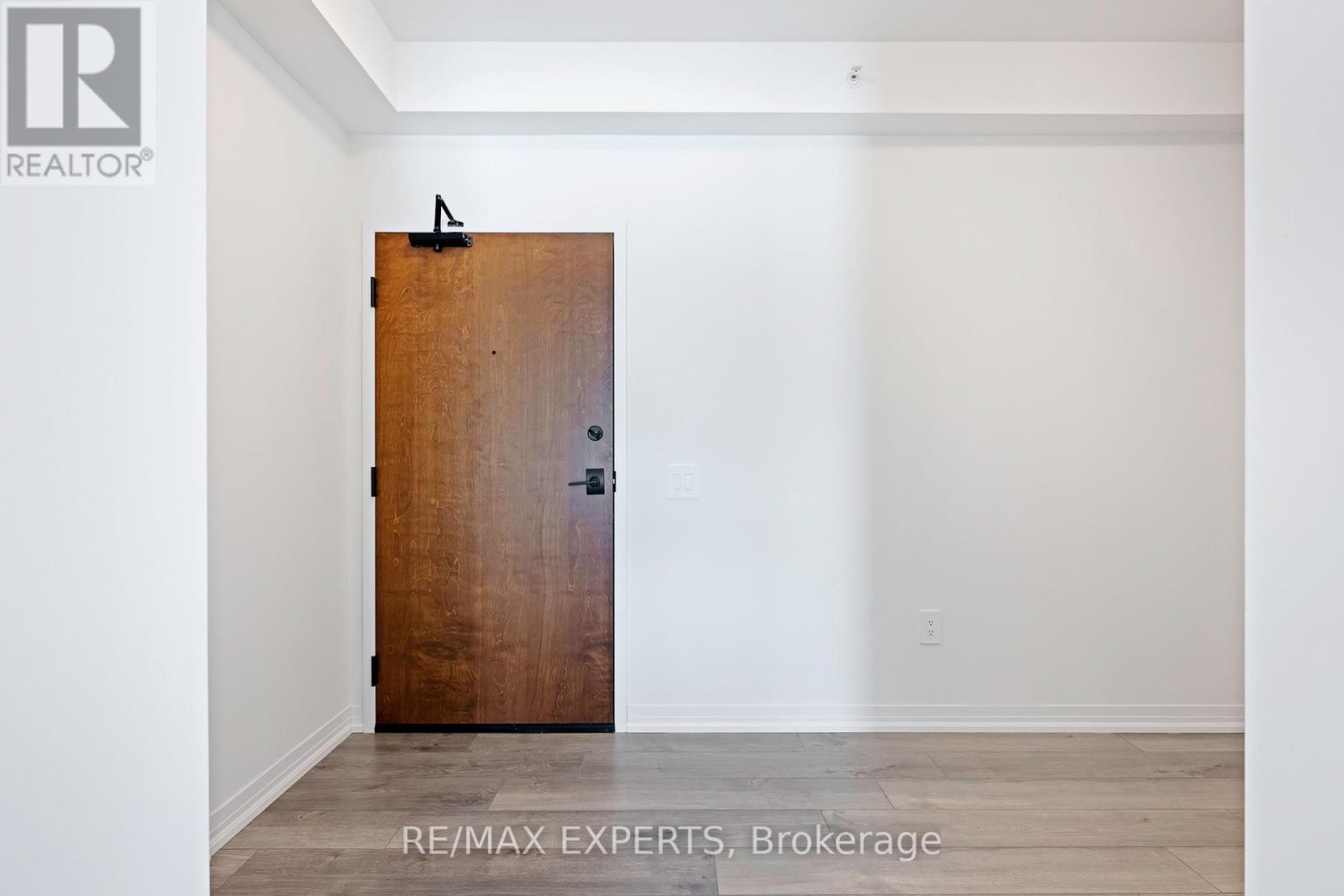 409 - 15 Kneeshaw Drive, Barrie, Ontario  L9J 0X9 - Photo 10 - S12684622