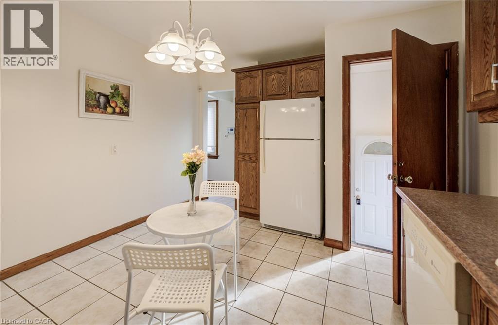 150 Howard Avenue, Hamilton, Ontario L9A 2W8 - Photo 16 - 40794706