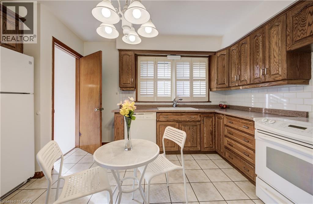 150 Howard Avenue, Hamilton, Ontario L9A 2W8 - Photo 18 - 40794706