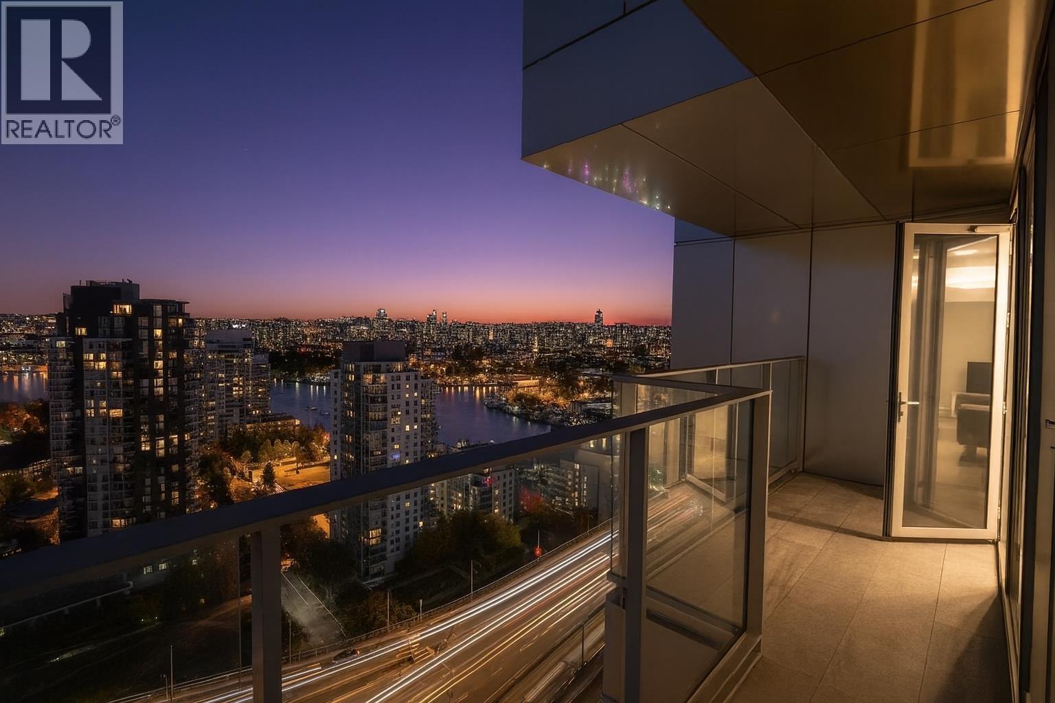 3209 1480 HOWE STREET, Vancouver, British Columbia