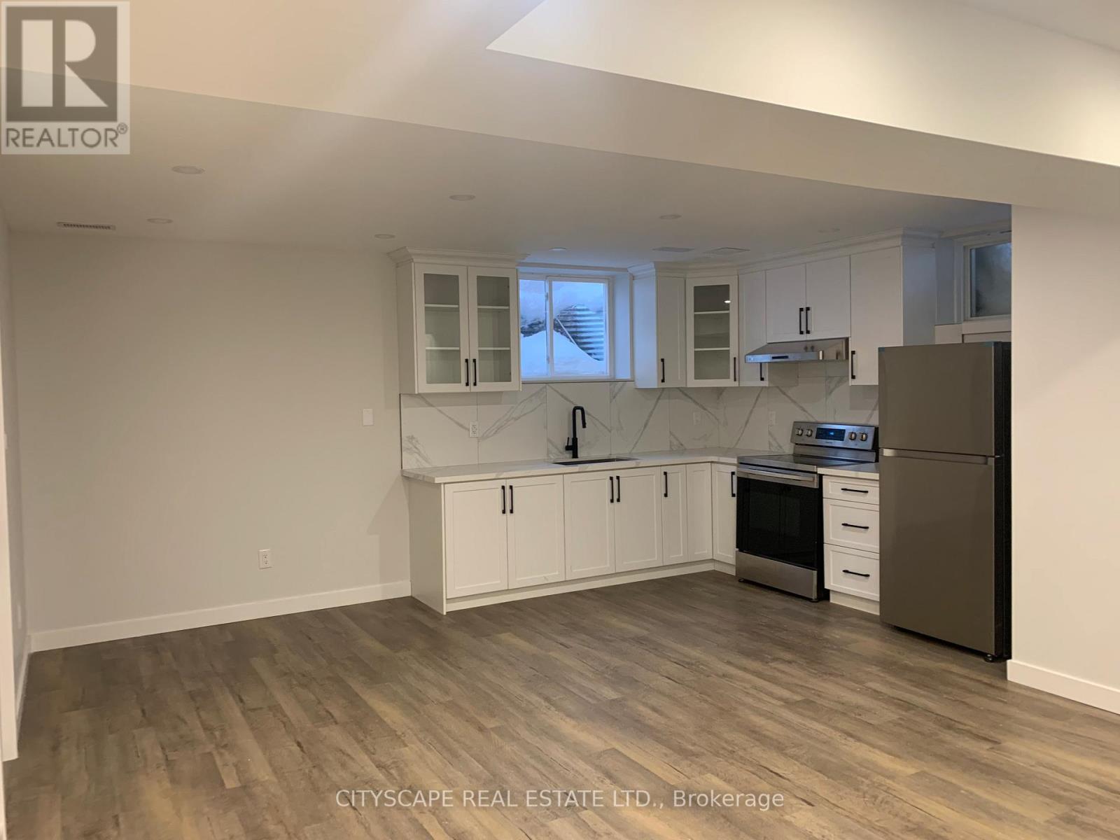 BSMT - 528 VALHALLA CRESCENT, Waterloo, Ontario