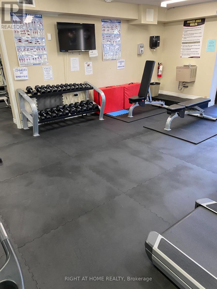 707 - 18 Knightsbridge Road, Brampton, Ontario  L6T 3X5 - Photo 13 - W12684072