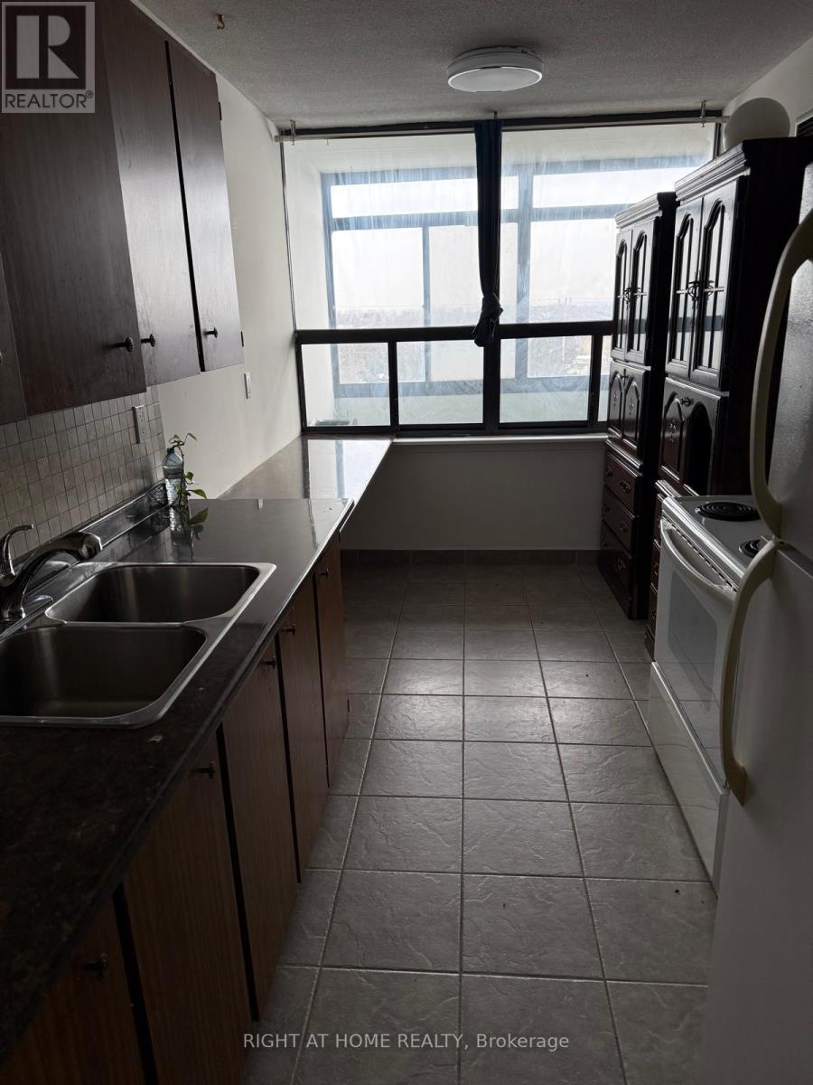 707 - 18 Knightsbridge Road, Brampton, Ontario  L6T 3X5 - Photo 35 - W12684072