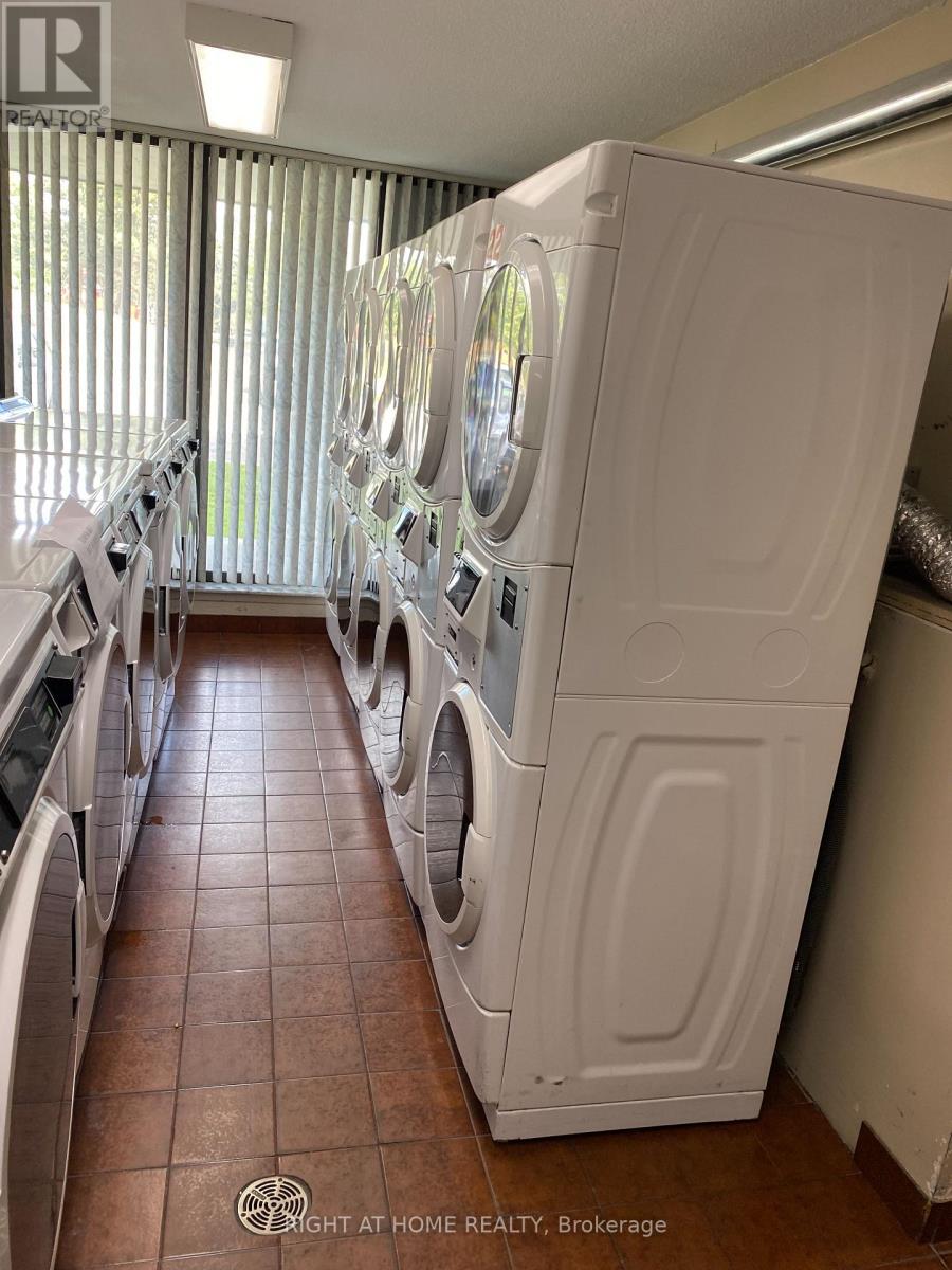 707 - 18 Knightsbridge Road, Brampton, Ontario  L6T 3X5 - Photo 18 - W12684072