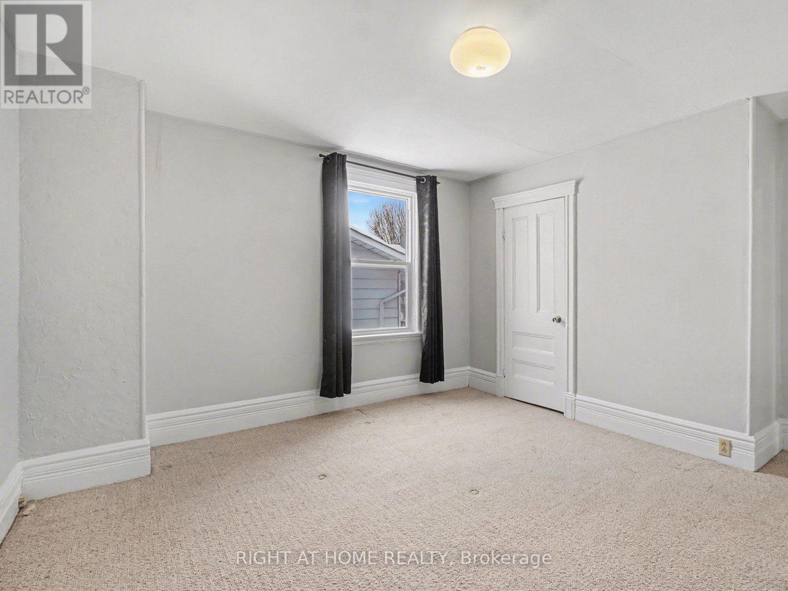 Unit 1 - 486 Victoria Street, North Dundas, Ontario  K0C 2K0 - Photo 12 - X12652636