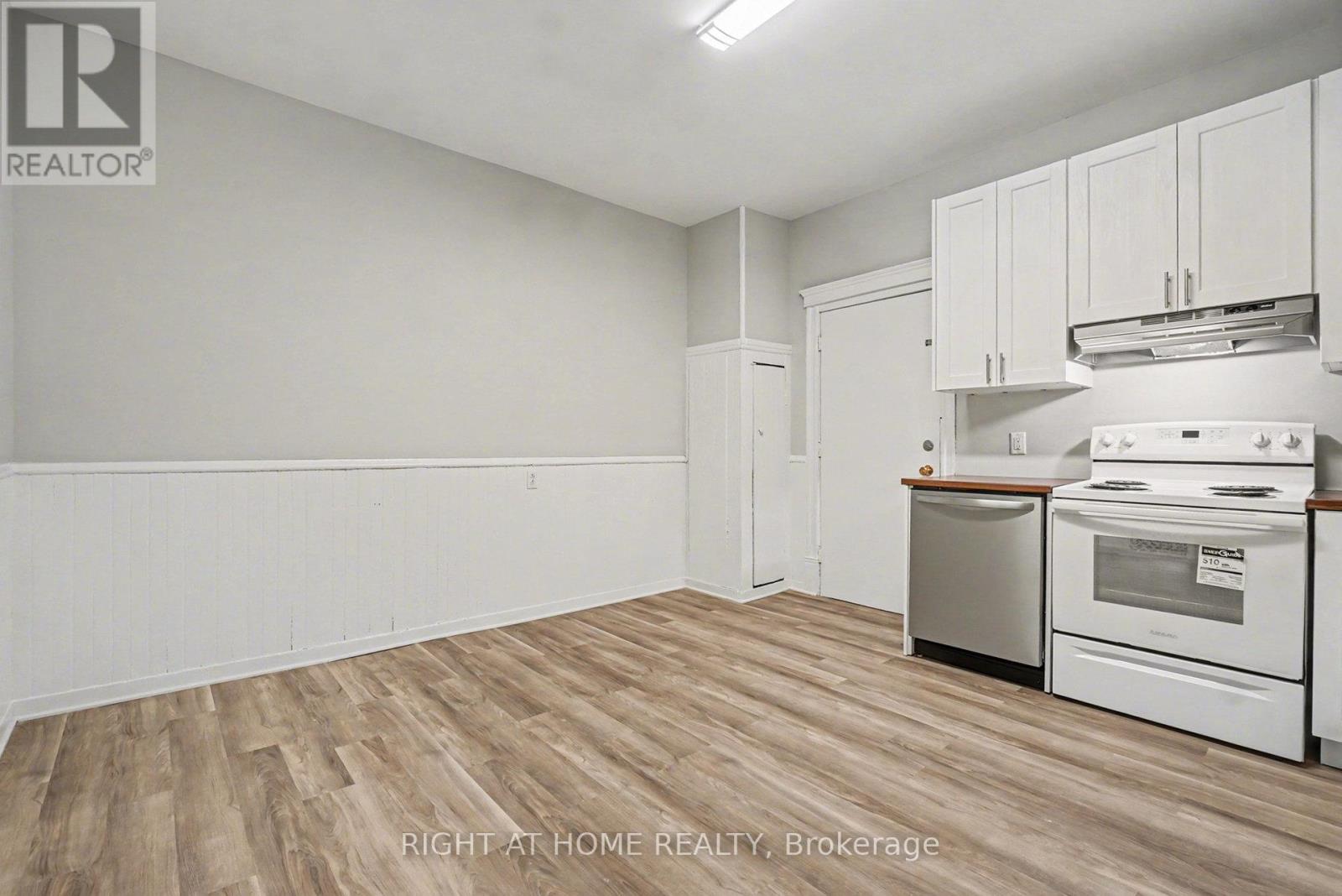 Unit 1 - 486 Victoria Street, North Dundas, Ontario  K0C 2K0 - Photo 5 - X12652636