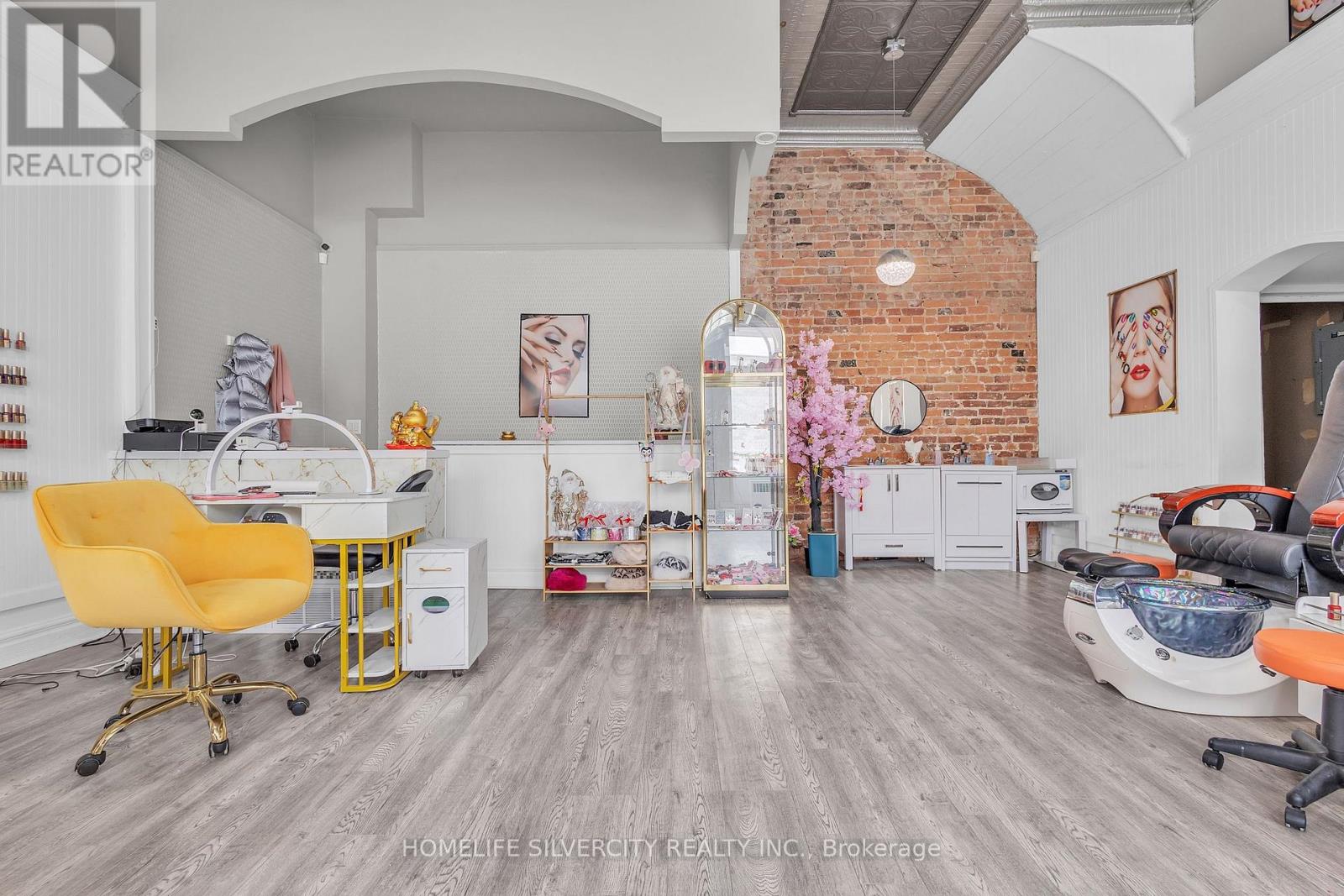 81 Mississaga Street, Orillia, Ontario  L3V 1V6 - Photo 14 - S12684054