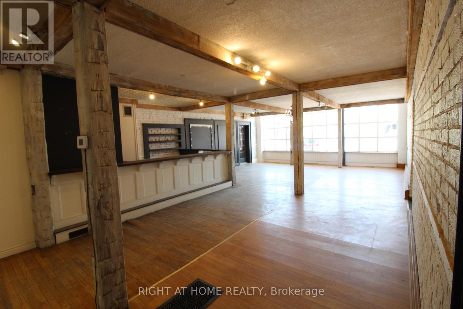 B - 9 Queen Street, Innisfil, Ontario  L0L 1L0 - Photo 15 - N12684644