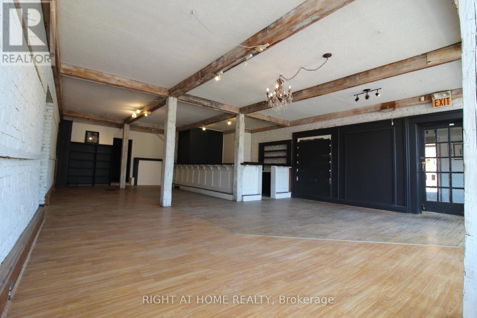 B - 9 Queen Street, Innisfil, Ontario  L0L 1L0 - Photo 9 - N12684644