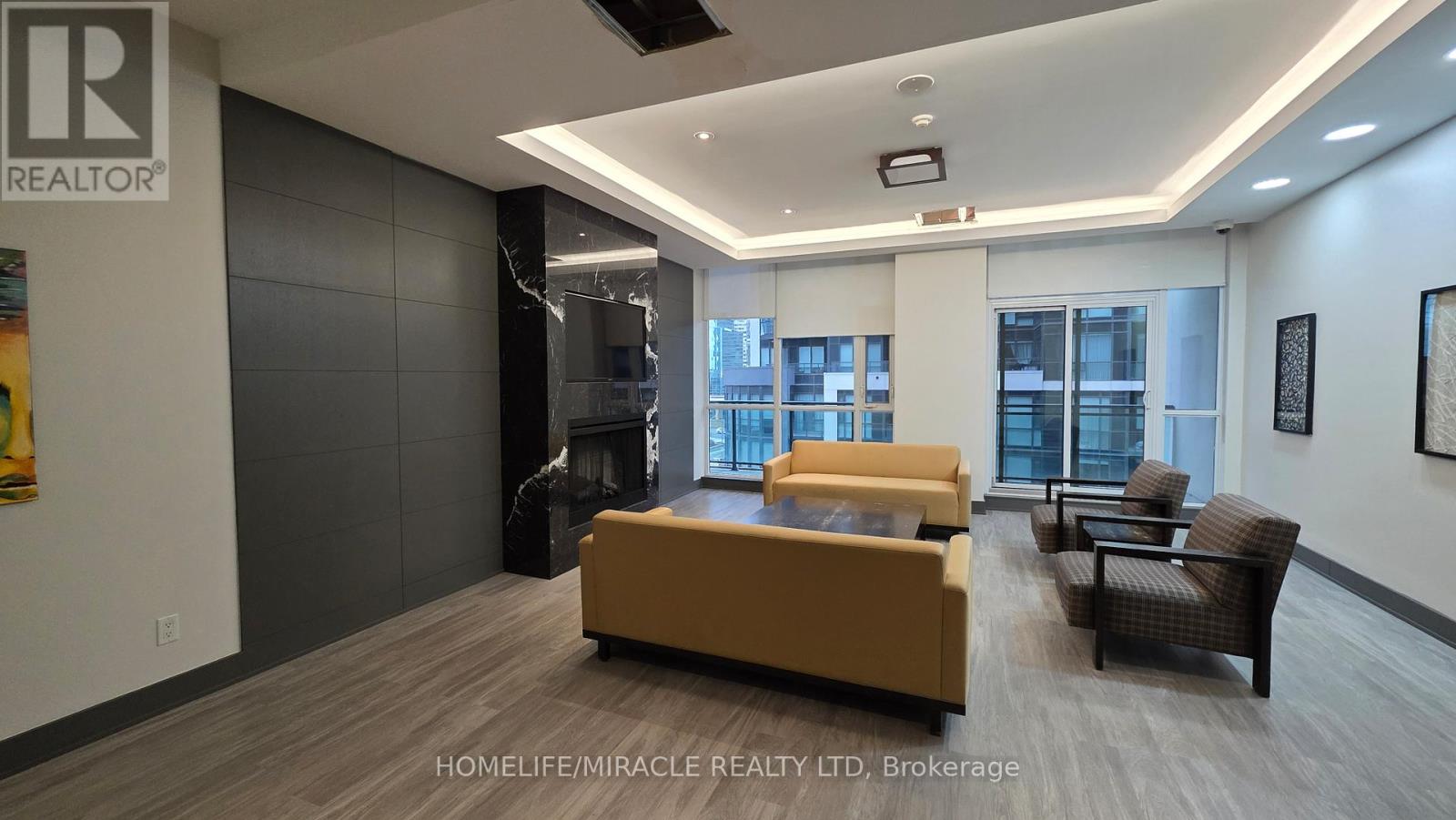 3408 - 4070 Confederation Parkway, Mississauga, Ontario  L5B 0E9 - Photo 39 - W12684632