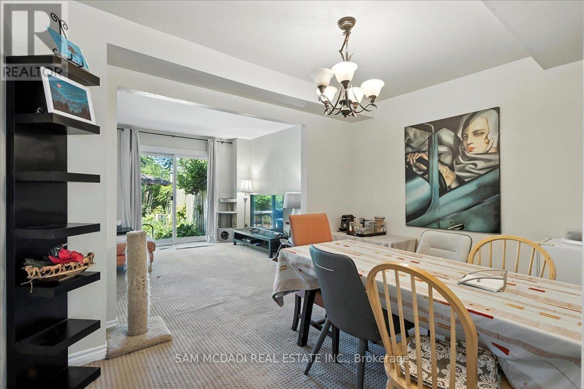 1211 Eighth Line, Oakville, Ontario  L6H 2H2 - Photo 14 - W12684634