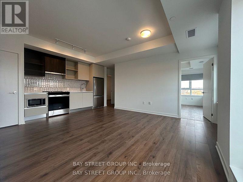 307 - 395 Dundas Street W, Oakville, Ontario  L6M 5R8 - Photo 3 - W12684654