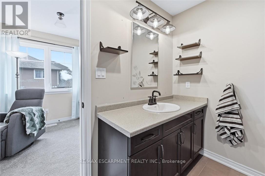 16 Brookside Terrace, West Lincoln, Ontario  L0R 2A0 - Photo 32 - X12684640