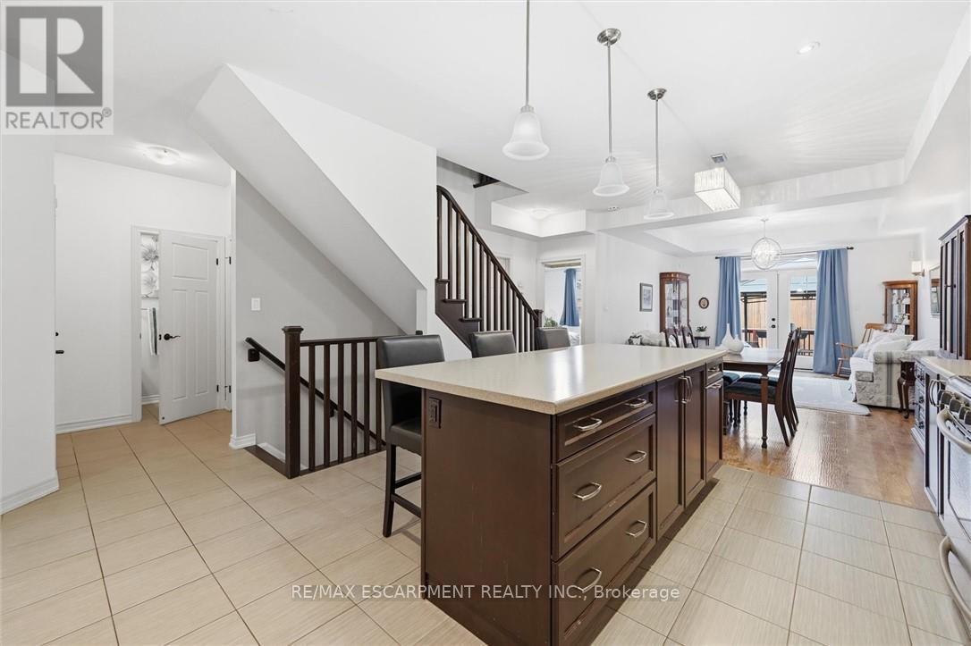 16 Brookside Terrace, West Lincoln, Ontario  L0R 2A0 - Photo 8 - X12684640