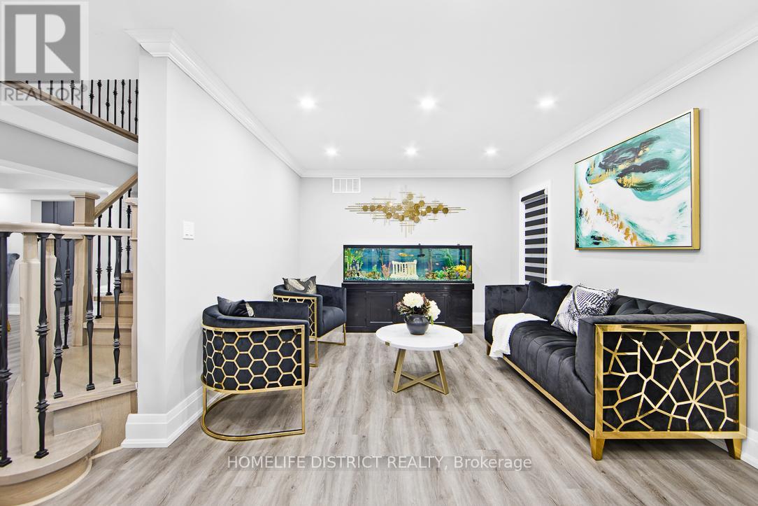 74 Hall Avenue, Guelph, Ontario  N1L 0B2 - Photo 7 - X12684666