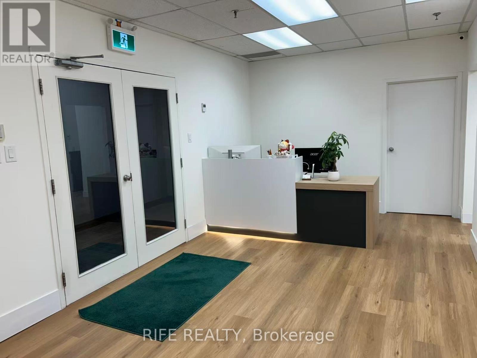 302 - 3190 Steeles Avenue E, Markham, Ontario  L3R 1G9 - Photo 4 - N12684066