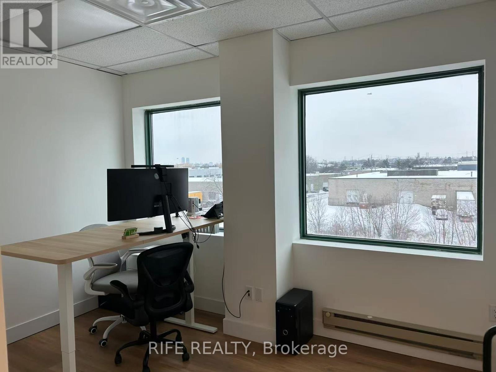 302 - 3190 Steeles Avenue E, Markham, Ontario  L3R 1G9 - Photo 8 - N12684066