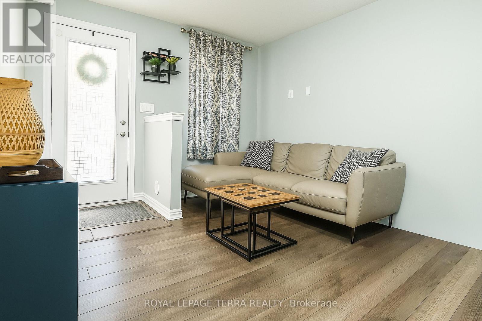 59 - 2500 Hill Rise Court, Oshawa, Ontario  L1L 0M6 - Photo 4 - E12668416