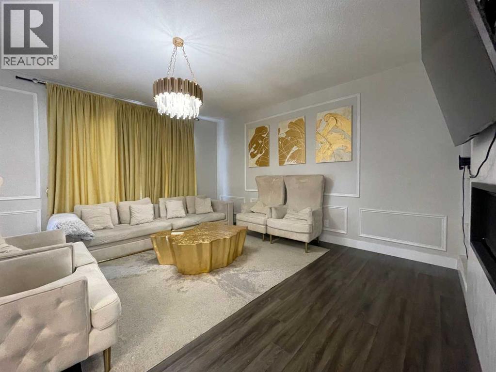 220 Carringham Road Nw, Calgary, Alberta  T3P 1V4 - Photo 12 - A2278406