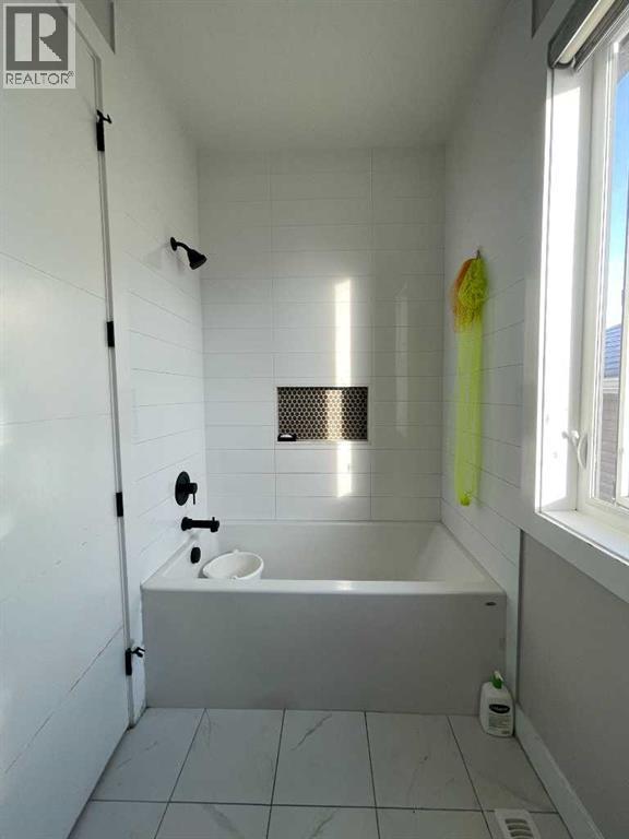 220 Carringham Road Nw, Calgary, Alberta  T3P 1V4 - Photo 30 - A2278406