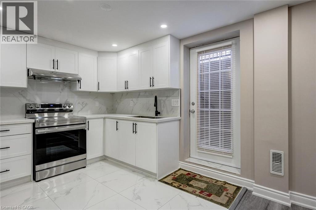 1 Banks Drive Unit# Basment, Brampton, Ontario  L6P 1C7 - Photo 9 - 40794062