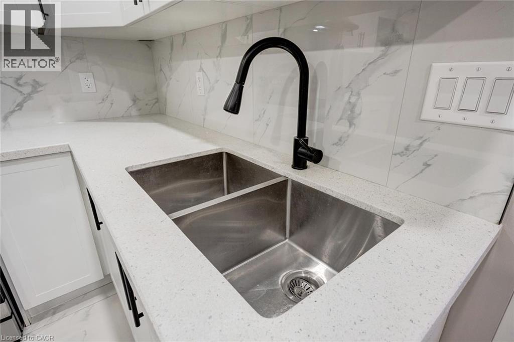 1 Banks Drive Unit# Basment, Brampton, Ontario  L6P 1C7 - Photo 38 - 40794062