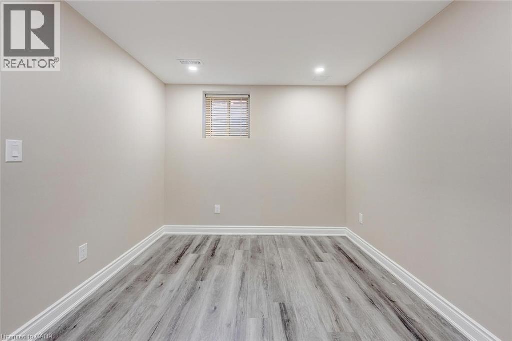 1 Banks Drive Unit# Basment, Brampton, Ontario  L6P 1C7 - Photo 27 - 40794062