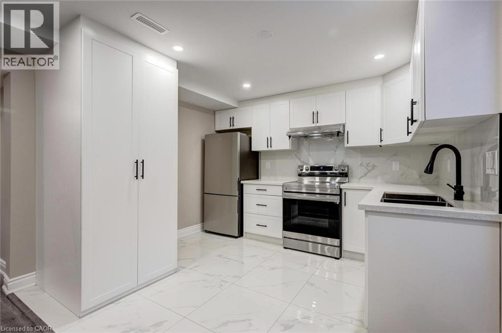 1 Banks Drive Unit# Basment, Brampton, Ontario  L6P 1C7 - Photo 21 - 40794062