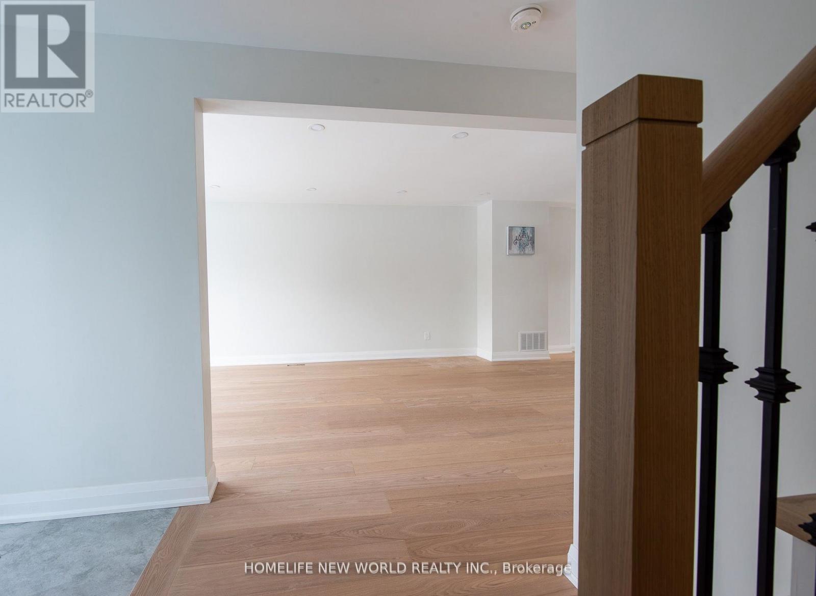 Main Fl - 1 Clydesdale Drive, Toronto, Ontario  M2J 3N1 - Photo 15 - C12684682