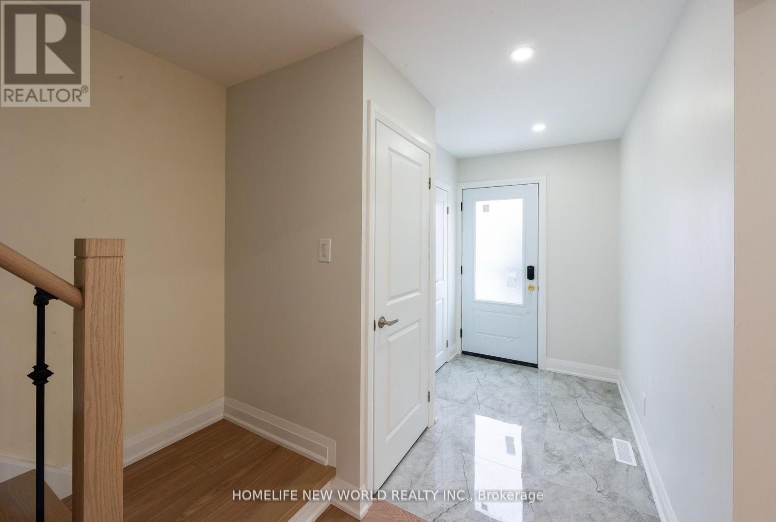 Main Fl - 1 Clydesdale Drive, Toronto, Ontario  M2J 3N1 - Photo 9 - C12684682