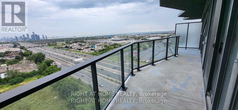 1507 - 36 Zorra Street, Toronto (Islington-City Centre West), Ontario  M8Z 0G5 - Photo 4 - W12684670