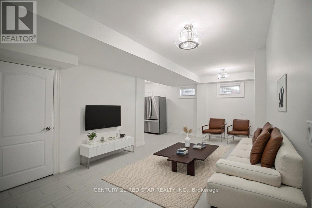 164 Elmhurst Drive, Toronto (Rexdale-Kipling), Ontario  M9W 2K6 - Photo 11 - W12684676