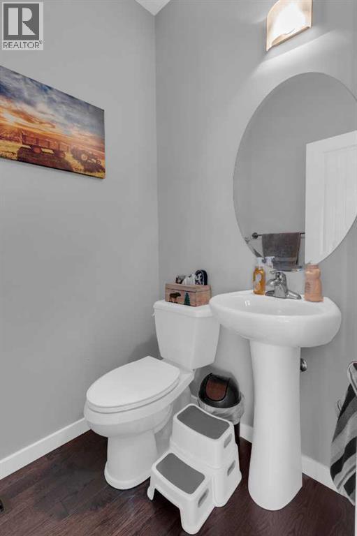 82 Fireside Cove, Cochrane, Alberta  T4C 0X3 - Photo 16 - A2277839