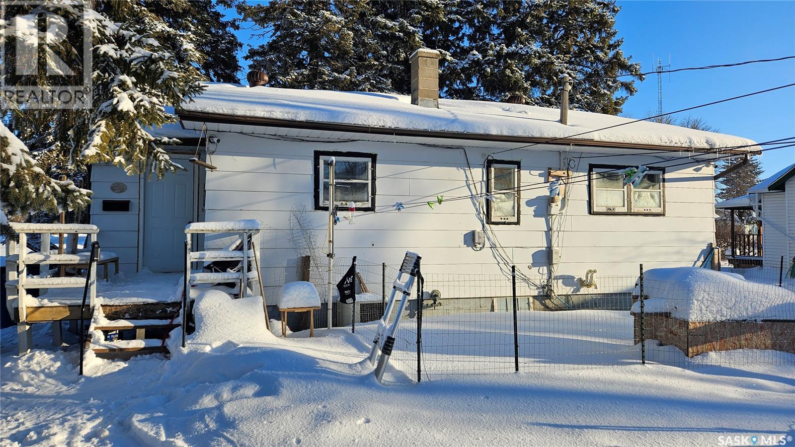 301 2nd Avenue, Cudworth, Saskatchewan  S0K 1B0 - Photo 2 - SK026521