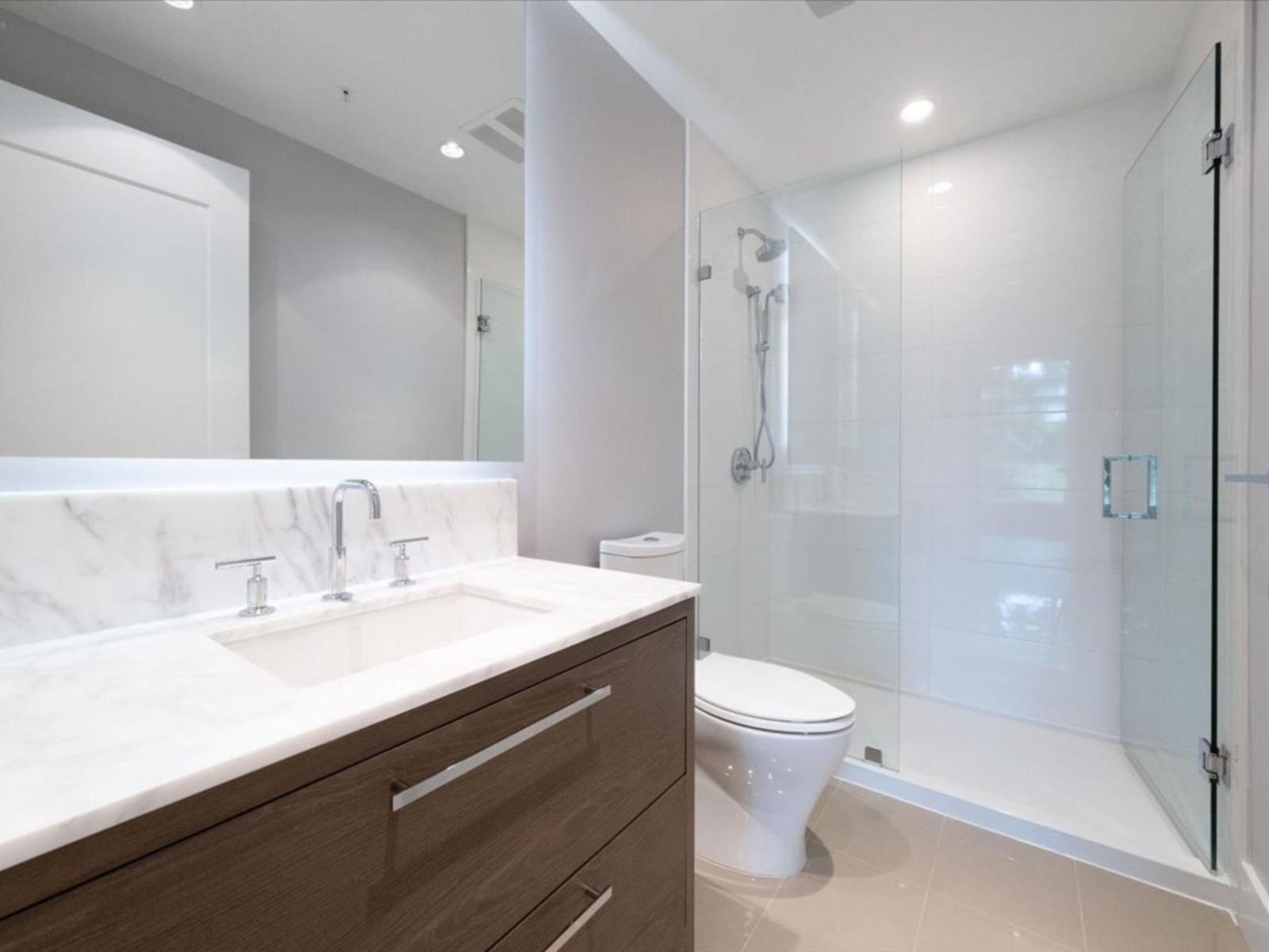 305 1501 Vidal Street, White Rock, British Columbia  V4B 0B5 - Photo 21 - R3077896