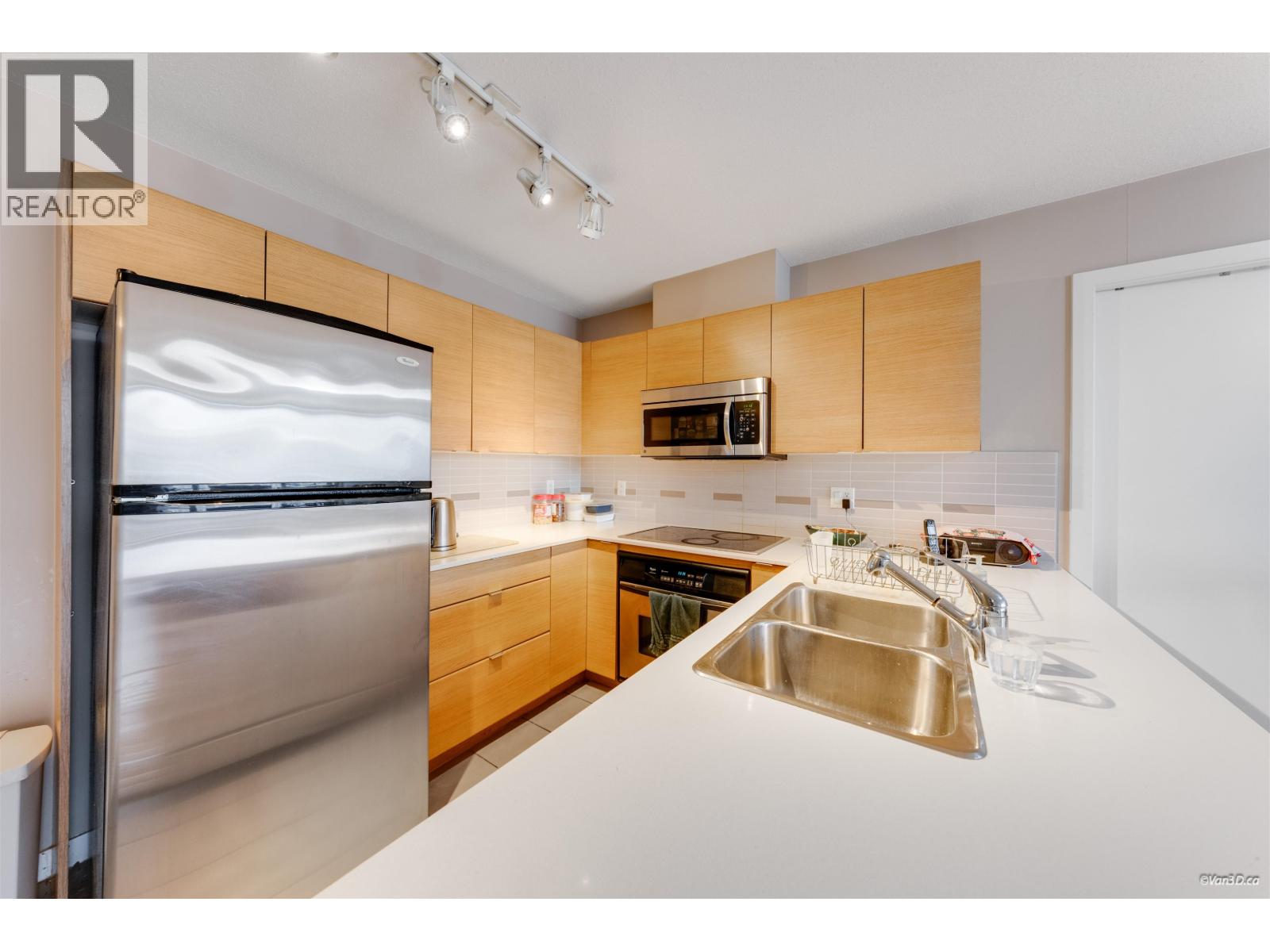 1704 4118 Dawson Street, Burnaby, British Columbia  V5C 0A3 - Photo 9 - R3075842