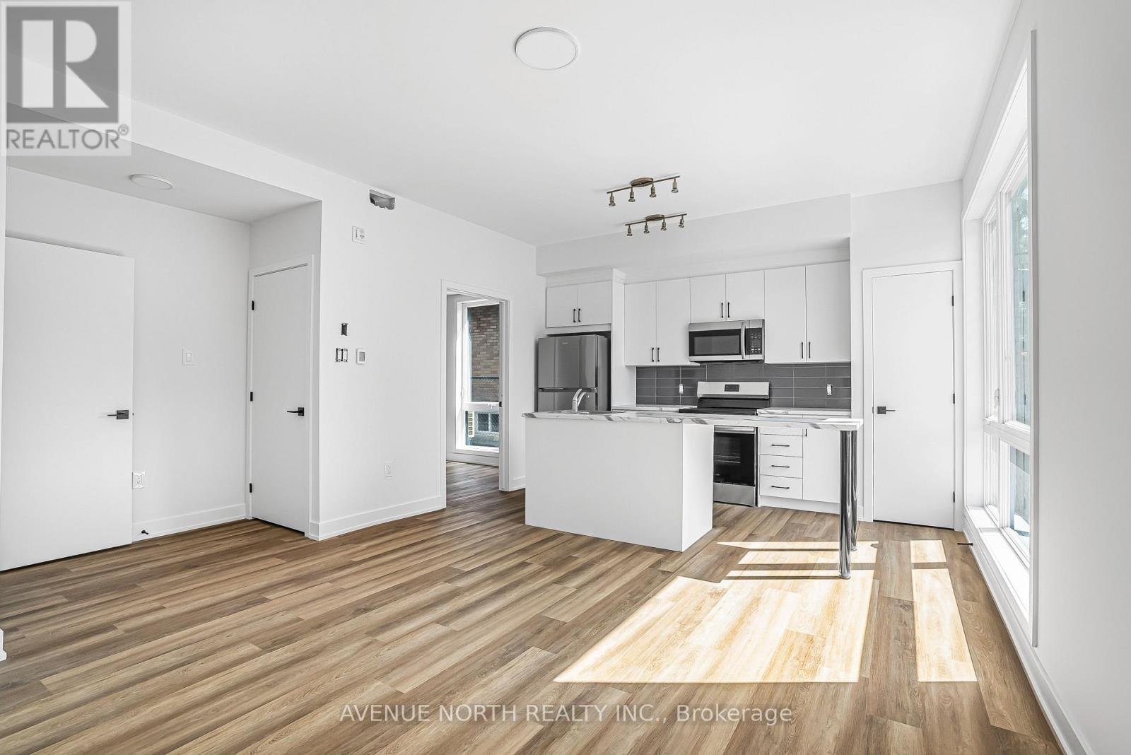 01 - 391 Dieppe Street, Ottawa, Ontario  K1L 6V3 - Photo 4 - X12684696