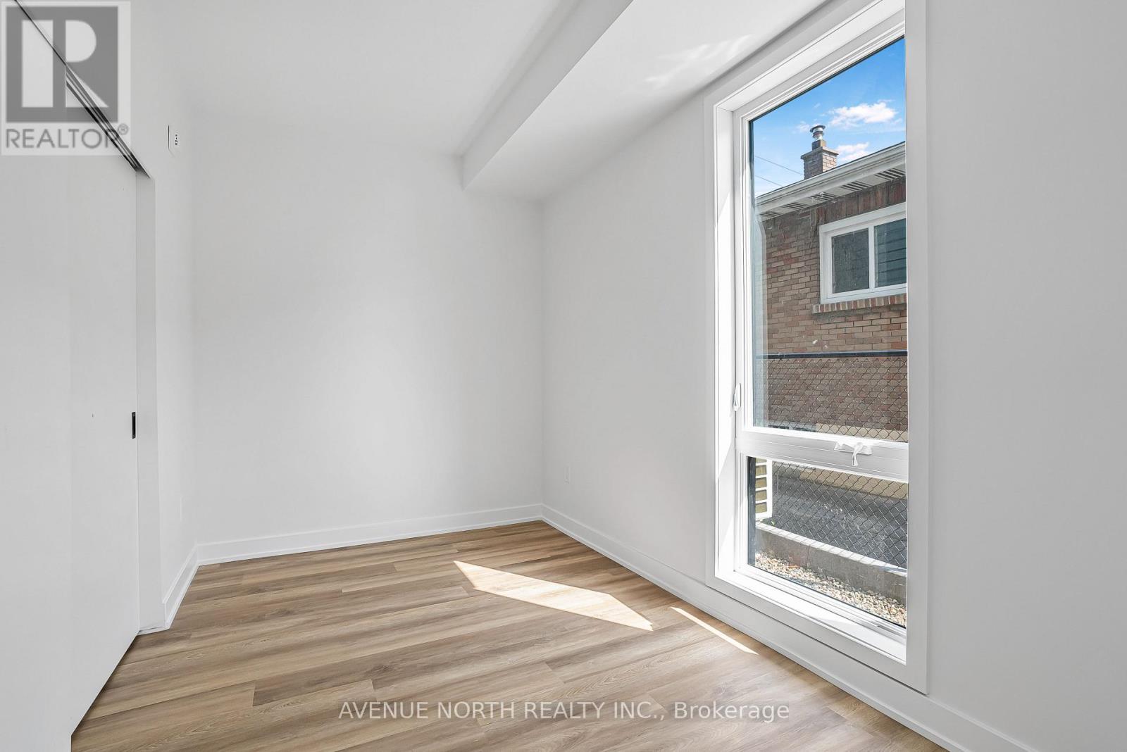 01 - 391 Dieppe Street, Ottawa, Ontario  K1L 6V3 - Photo 9 - X12684696