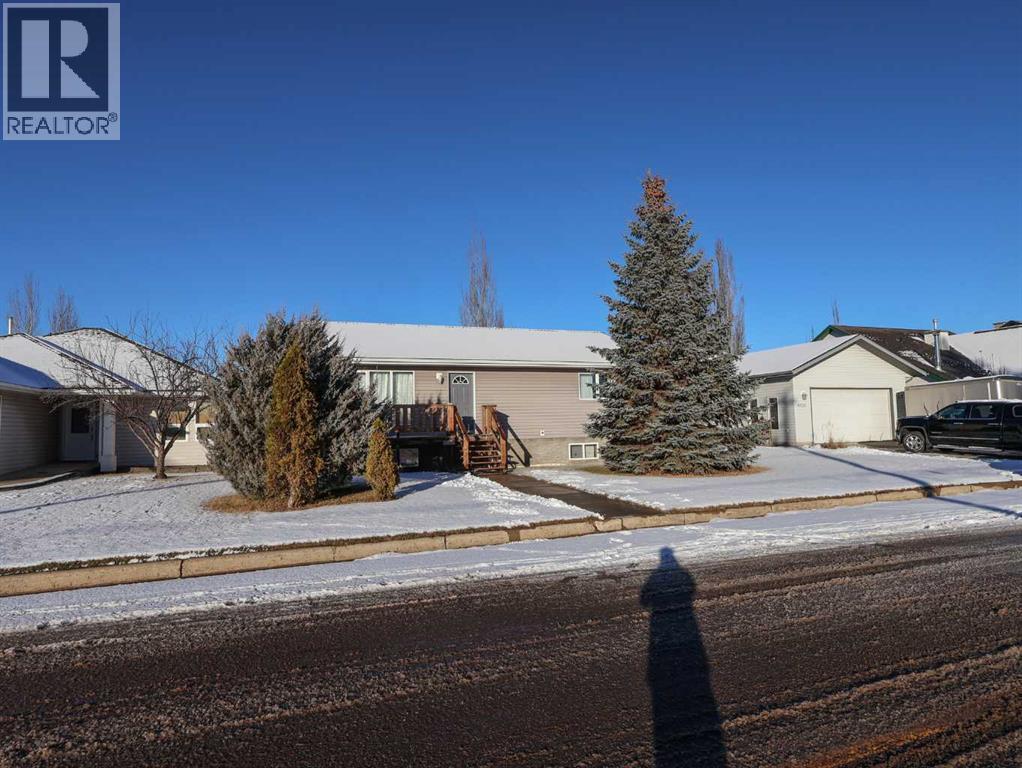 6028 52 Avenue, Stettler, Alberta  T4K 1K7 - Photo 33 - A2271396