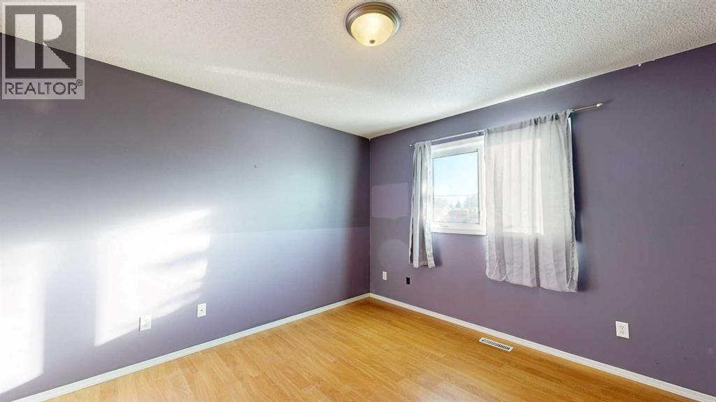 6028 52 Avenue, Stettler, Alberta  T4K 1K7 - Photo 14 - A2271396